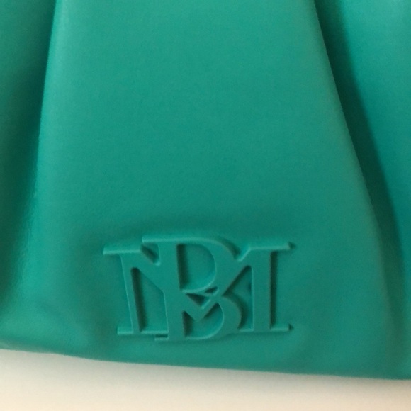 Badgley Mischka Wrapped Frame crossbody Vegan New! - Picture 8 of 16